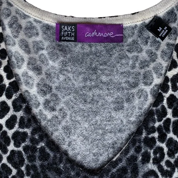 Saks Fifth Avenue Neutral Leopard Cashmere Pullover Knit Sweater - Size M